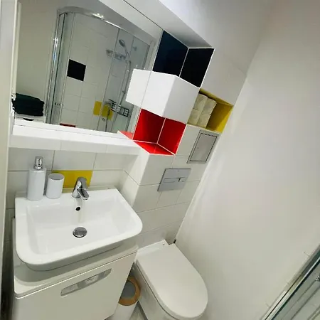 Apartment 88